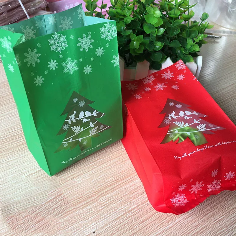 

50pcs Red/Green Plastic Gift Bags Candy Box With Snowflake Xmas Dessert Cookie Bags Christmas Decoration For Home