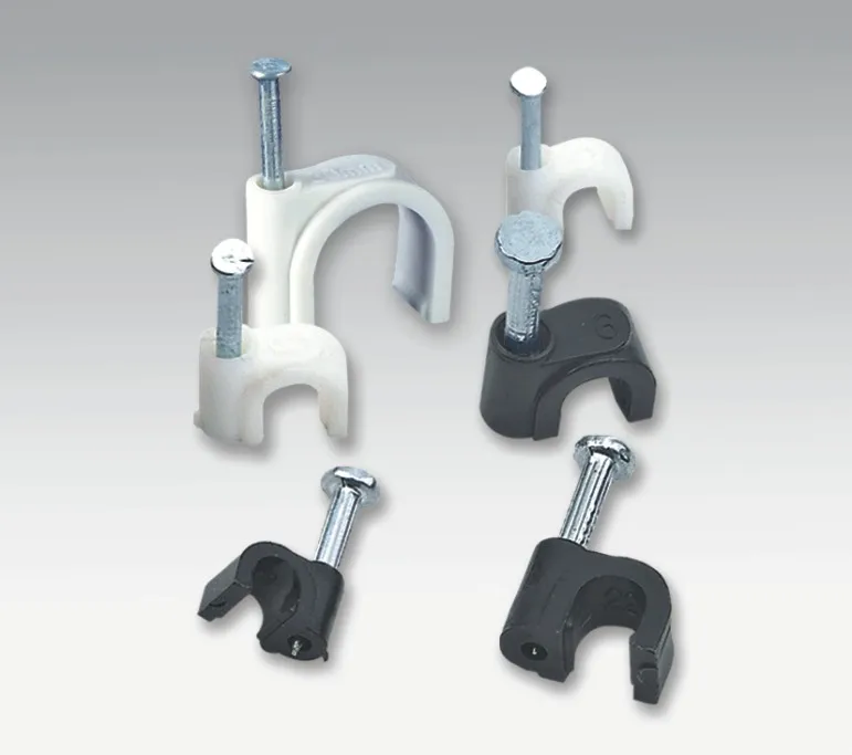 скоба navigator group плоская пластиковая, 8мм (71069). клипсы для кабеля 6мм (уп. 8мм 0012. ) круглая пластиковая tdm. Tdm скоба плоская пластиковая 7мм (50!) sq0513-0011.