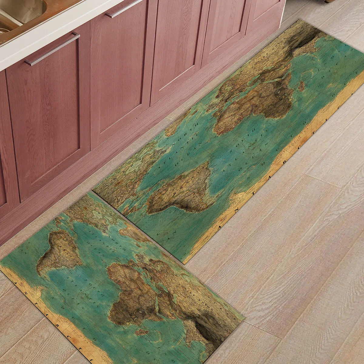 

Retro Map of the World 2 Piece Mat Doormats For Entrance Way Dirt Debris Mud Trapper Boot Shoes Scraper Bath Shower Tub Accessor