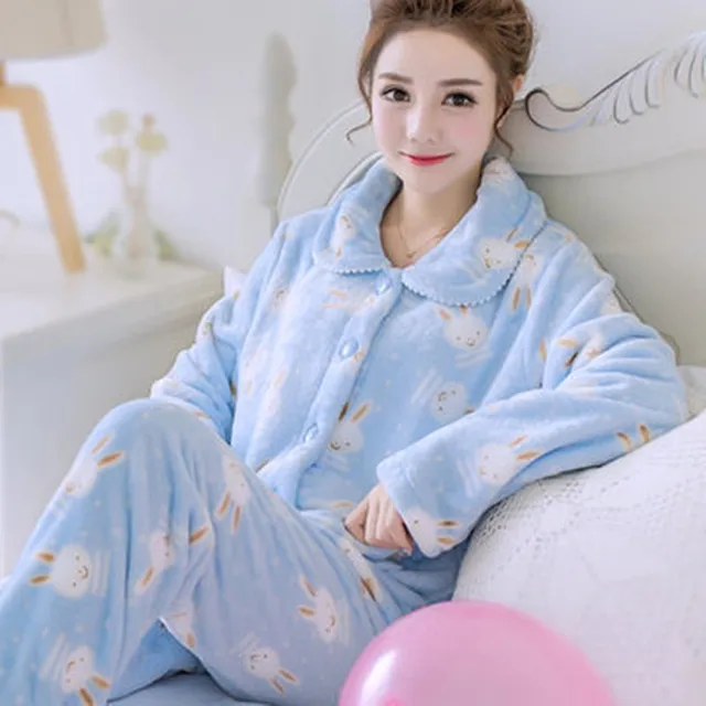 Lista 96+ Foto Mujeres En Pijama Para Dormir En La Cama Alta Definición Completa, 2k, 4k 10/2023