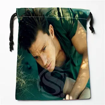 

W-115 New Channing Tatum Custom Logo Printed receive bag Bag Compression Type drawstring bags size 18X22cm E801eq115