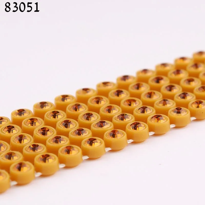 03051 Rhinestone banding SS8