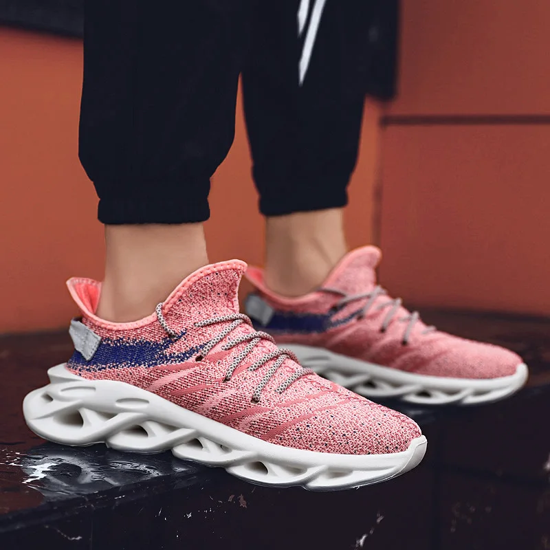 

Hot Sport Shoes for Men 2019 Brand Designer Twist bottom Light weight Trendy Women Running Shoes Outdoor Training Unisex Sneaker