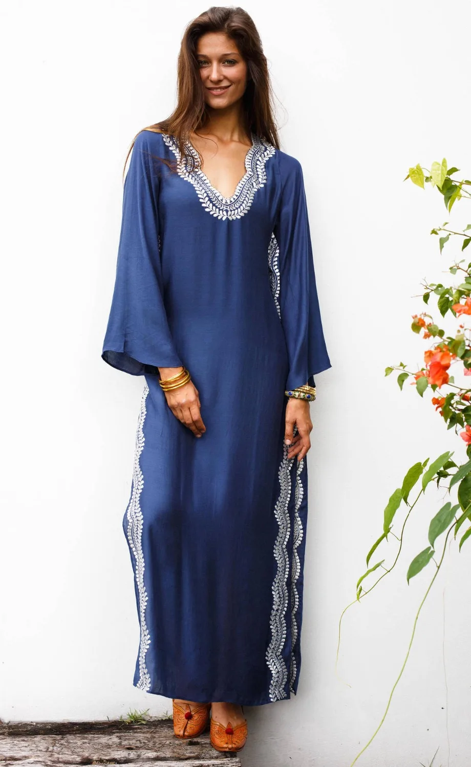 

2018 Long Beach Dress Cover up sexy Tunics for Beach Women Bathing suit cover up embroidery women holiday dress 172
