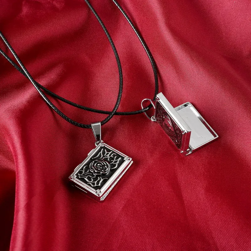 

2016 Valentine's Day Leather Heart Rose can open put picture Lovers Pendant Chain Clavicle Necklace For Women