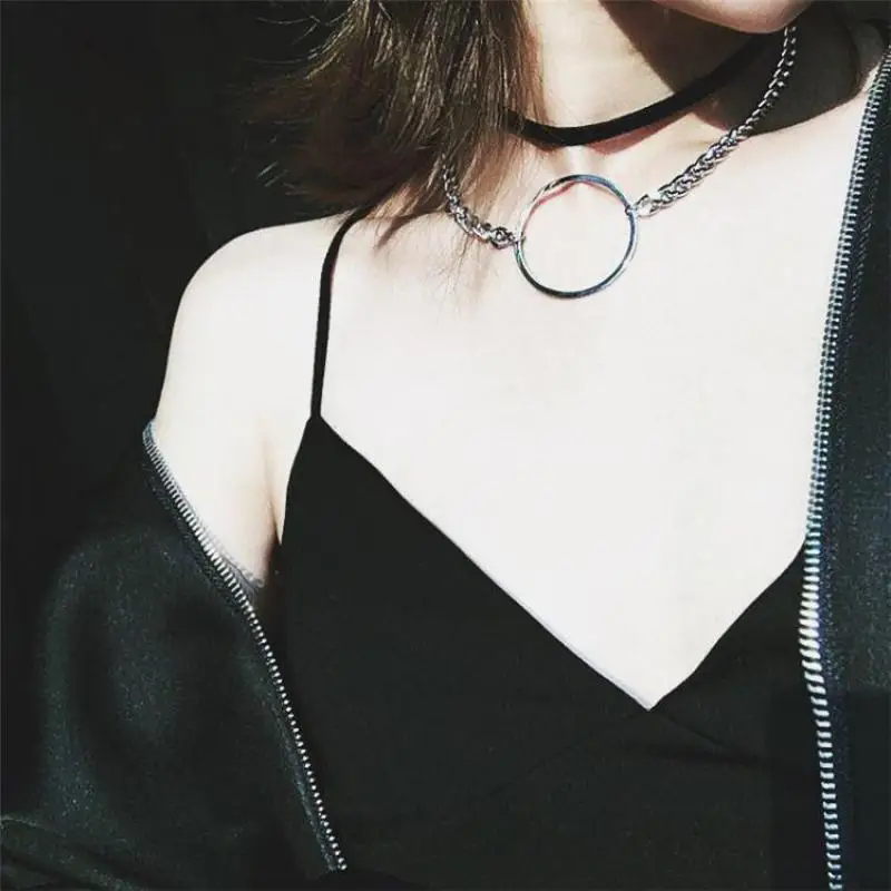 

Simple Double Layers Circle Leather Choker Necklace Women Fashion Jewelry Black Colors New Bijoux Cute Gift