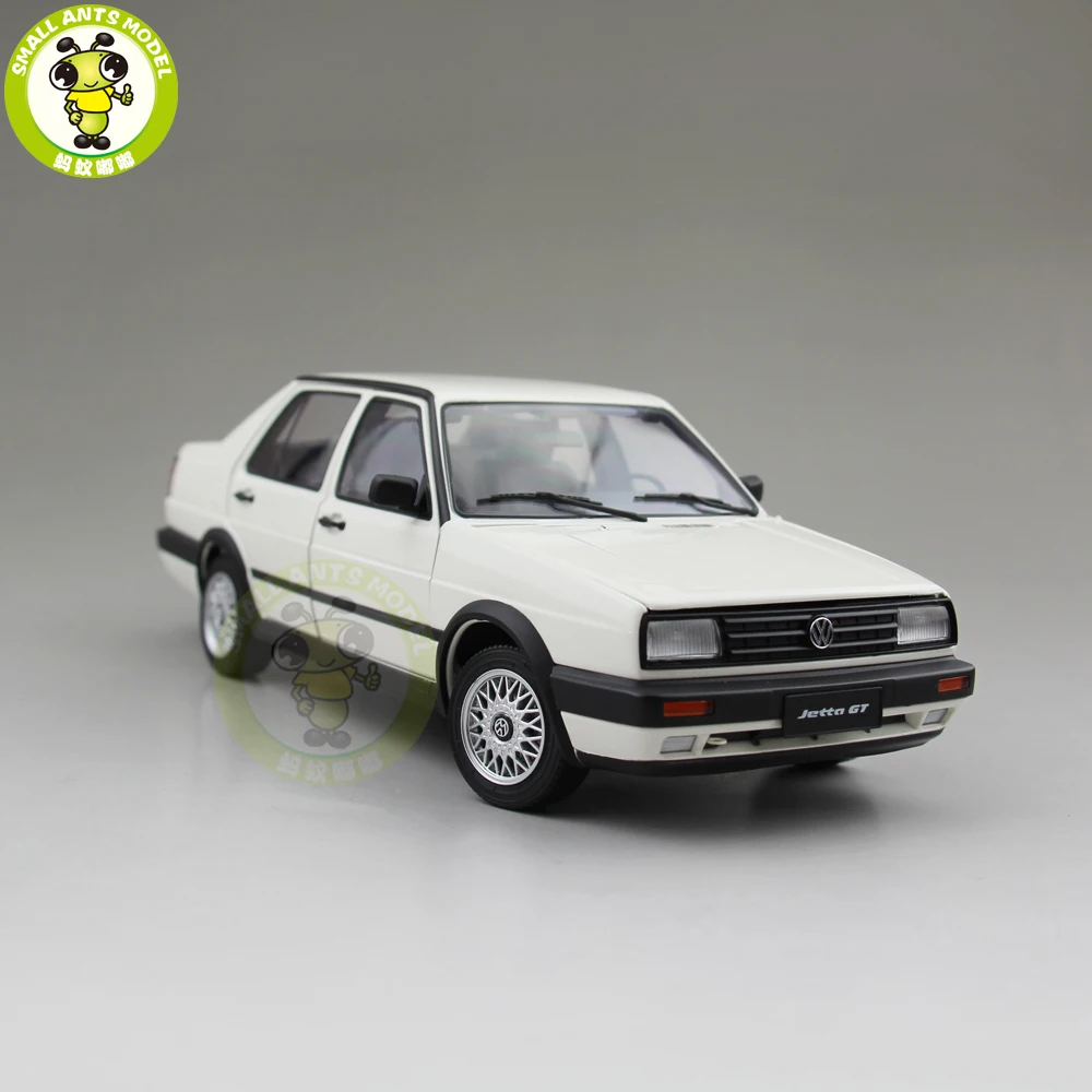 1/18 JETTA GT литая под давлением Модель автомобиля игрушки для детей мальчик девочка Коллекция подарков на день рождения белый