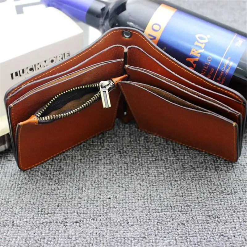 Ceny Vintage Crazy horse portfel ze skóry naturalnej mężczyźni torebka skórzany portfel męski krótki styl Clutch Bag mężczyzna portmonetka pieniądze klipy Chain