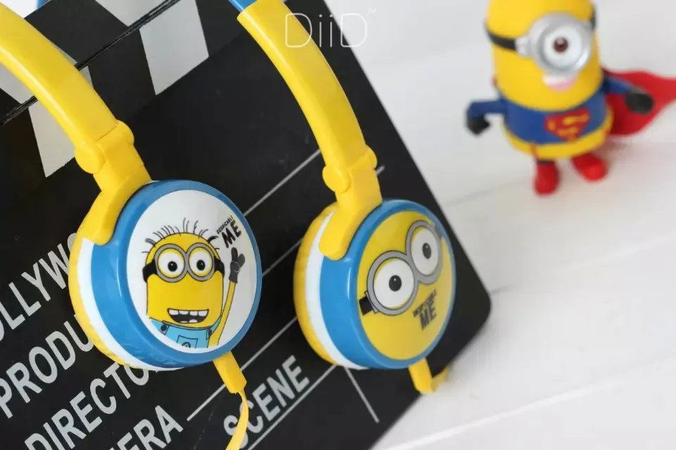 2017 Minions Headphone with Mic for Iphone 5 5s 6 6plus cute music