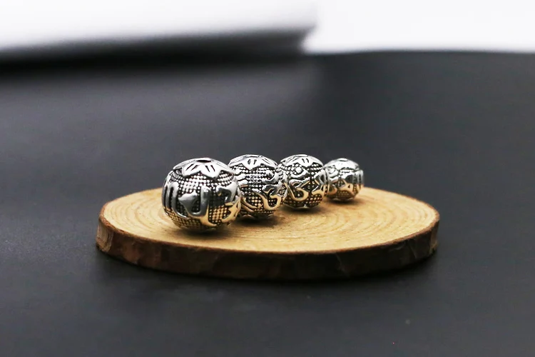silver-om-bead005C