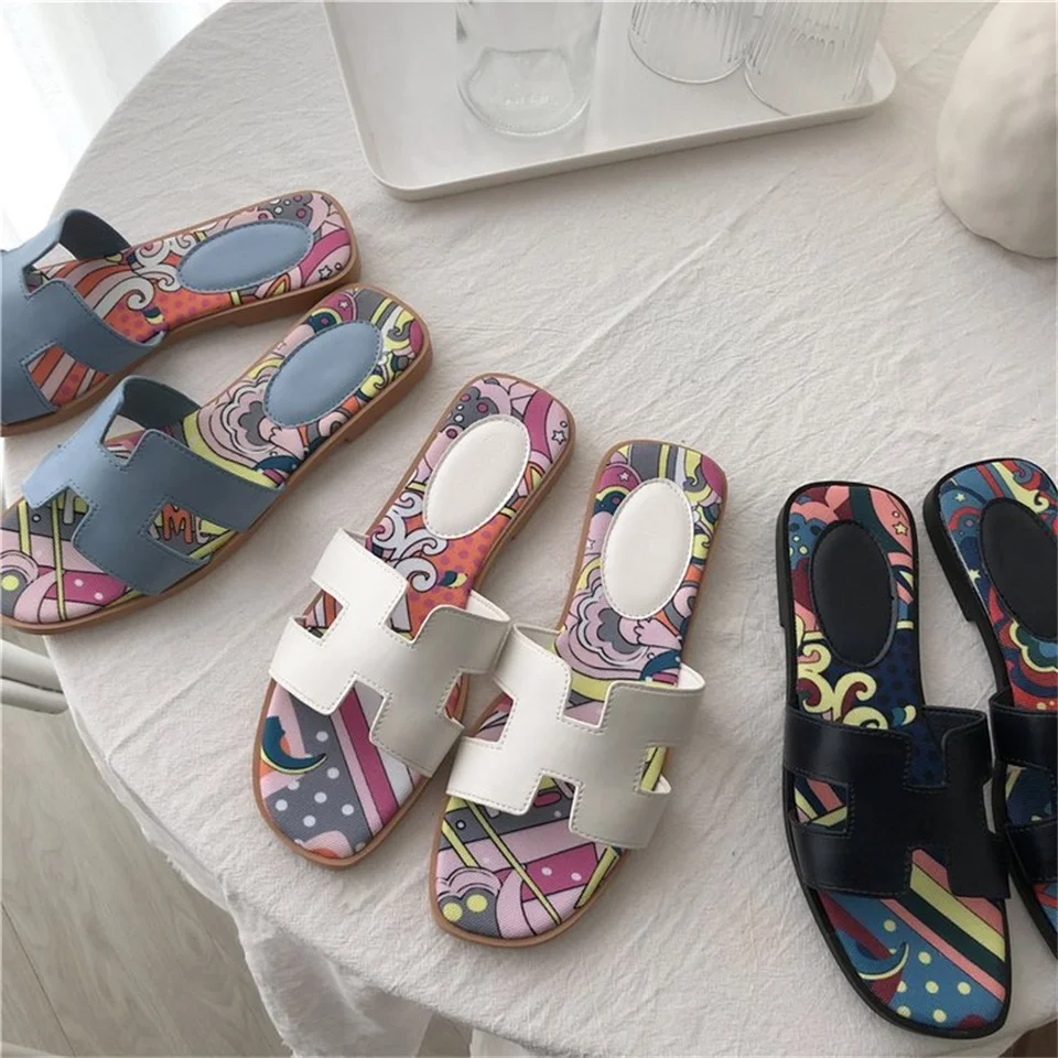 

2019 spring and summer new h slippers fashion wear beach sandals and slippers flat travel sandals