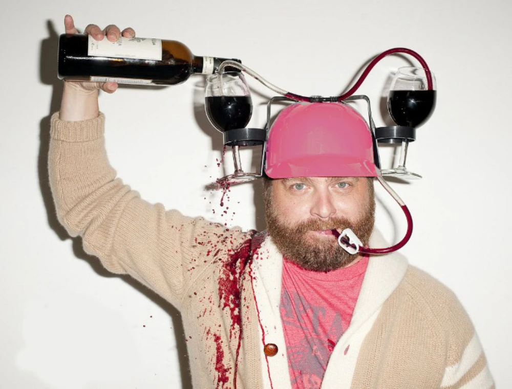 Creative Drinking Helmet Party Hat Can Holder Drinker Hat Cap with Straw Beer and Soda Drinking Helmet