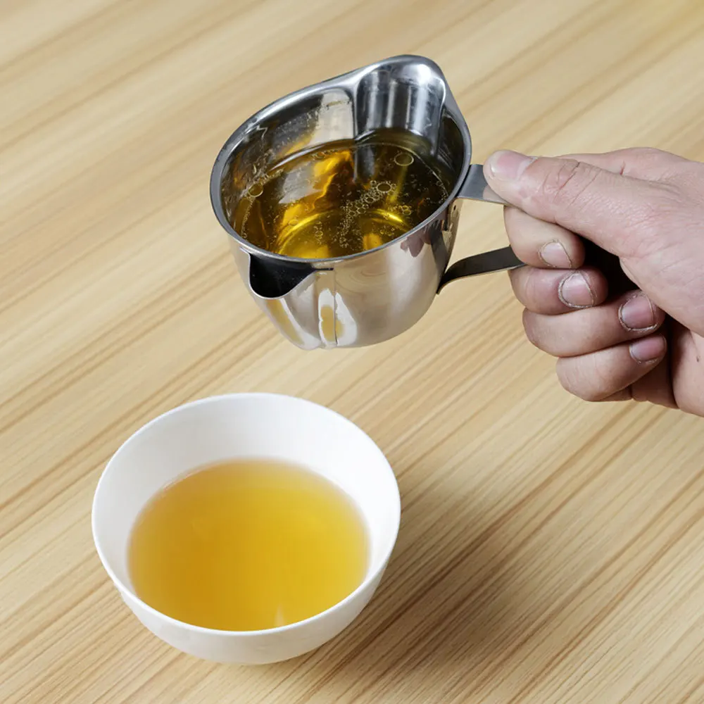 Lấy giấm trắng bôi vào móng tay, bạn sẽ phải sốc vì kết quả xảy ra sau đó - Ảnh 1 Image result for oil bowl