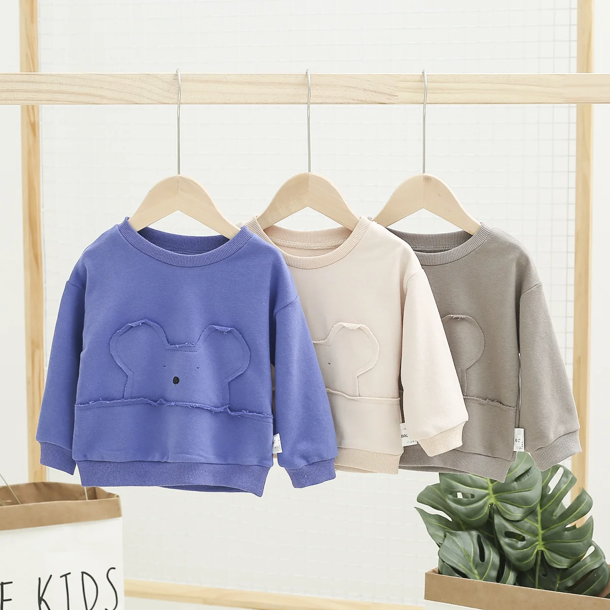 

Pure color cute little bear hoodie 2019 boy sweatshirt fashion children's clothing baby girl sweatshirt teen hoodie free shippin