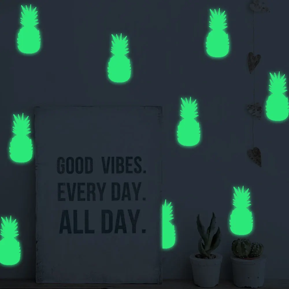 Free Shipping Glow In The Dark Wall Decals Nordic Style Shining Pineapple Sticker For Kid`s Room
