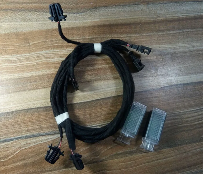 

2 Pcs of LED Footwell Light Footsteps Space Lamp & Cable For Golf 7 MK7 Passat 3G B8 5GG947409 5GG 947 409 5G0947409 5G0 947 409