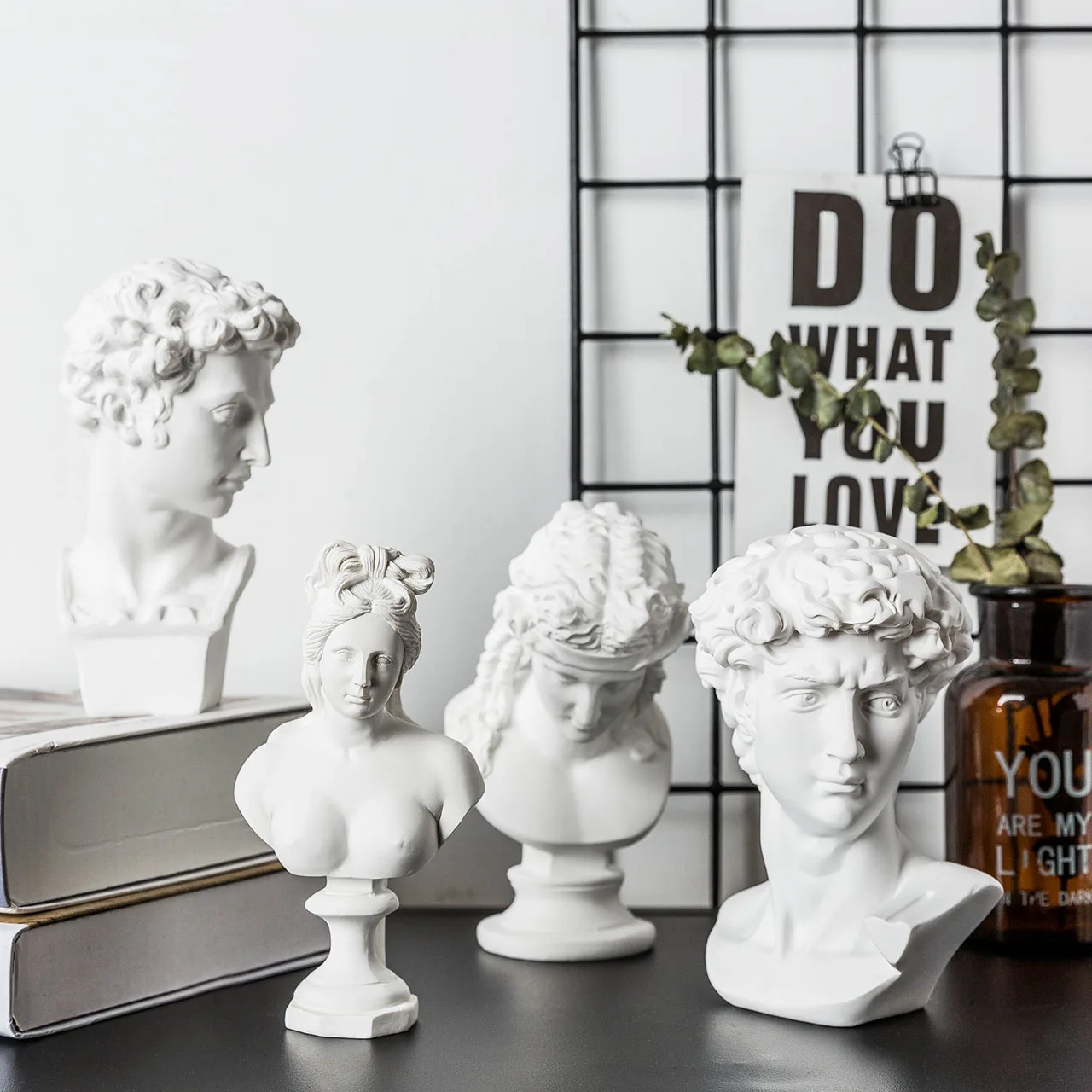 

Modern Minimalist David Statue Small Plaster Resin Decorative Sculpture Photography Posing Props