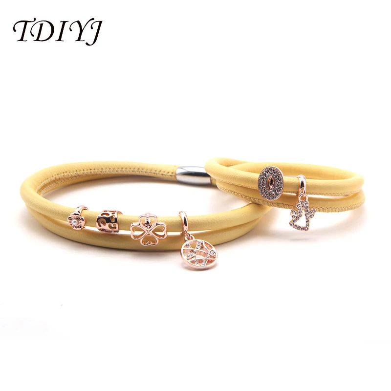 

TDIYJ Parent-child Customized Yellow Sheepskin Leather Bracelet Magnetic Story Tag Charms Bracelet 1Set