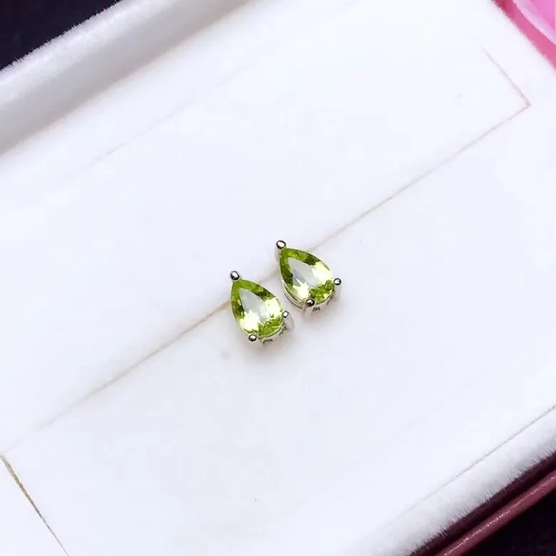 

simple dedicate green yellow gemstone stud earrings with silver