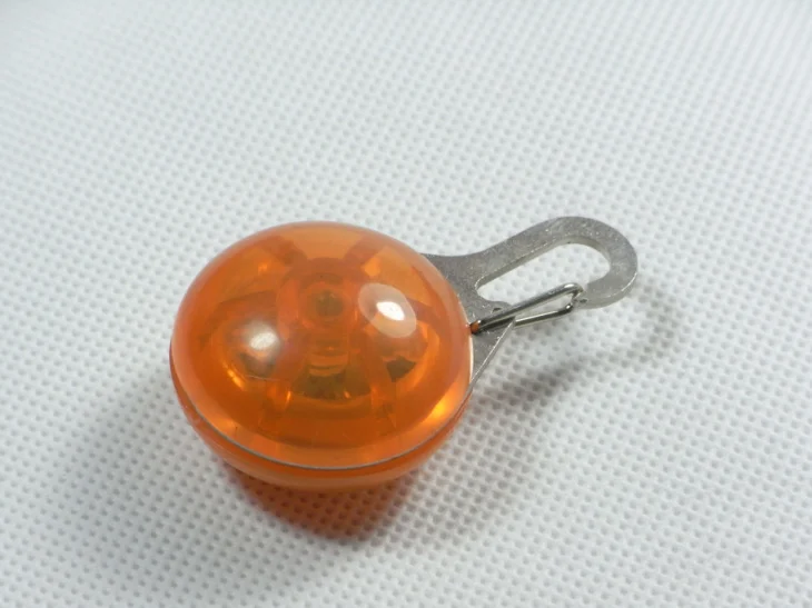 LED    (32)