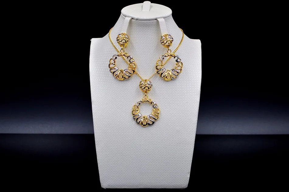 Jewelry sets (1)