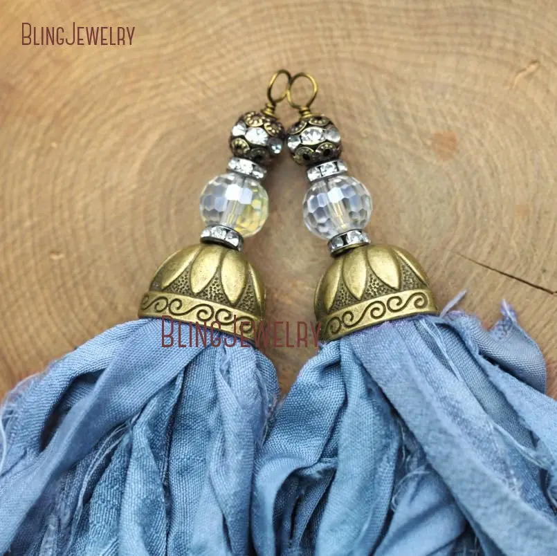 20171213-PM9052- Cerulean Sari Silk Tassel Pendant  Antique Bronze Color Plated_8