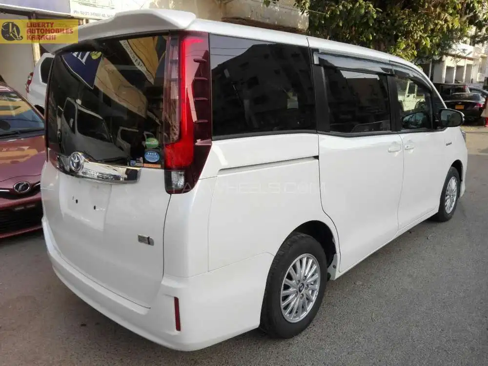 toyota-noah-x-g-edition-2014-16581136