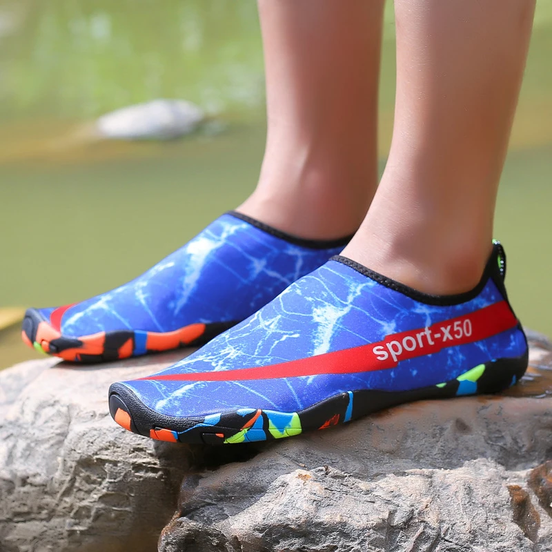 Summer Children's Beach Shoes Soft Bottom Breathable Back Stream Wading Barefoot Soft Shoes Diving Breathable Portable