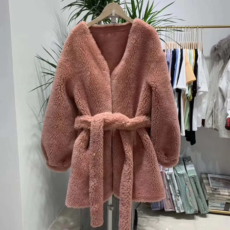 Зимнее женское пальто из натурального меха, новинка 2019 года, Модная тонкая парка, куртка с v-образным воротником и поясом, женская одежда с