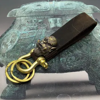 

1PC World Of Warcraft Orc Keychain Creative Handmade Retro Leather Keychain Brass Pure Copper EDC Key Chain Ring Accessories