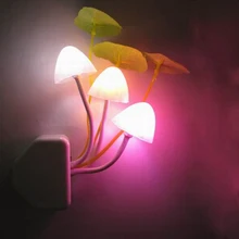 Neuheit Kreative Nachtlicht EU/Us-stecker Licht Sensor 3 LED Bunte Pilz Lampe AC110V 220V Nacht Lichter für Baby Lampen AC