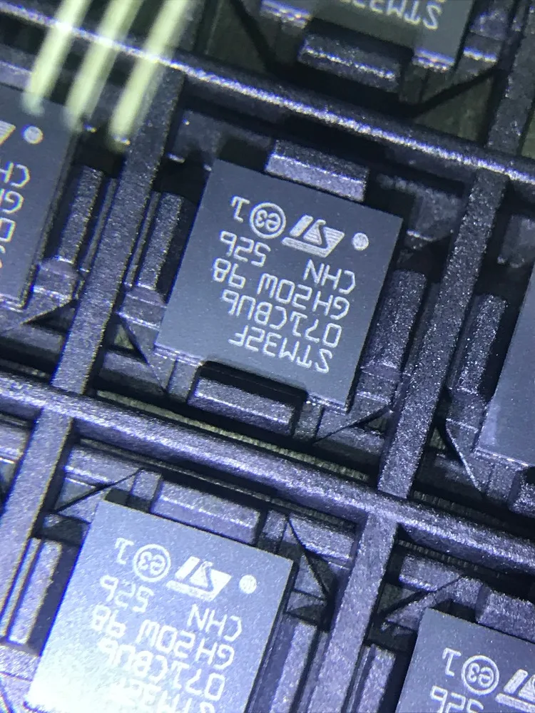

STM32F071CBU6 New Original MCU 32BIT 128KB FLASH 48QFPN