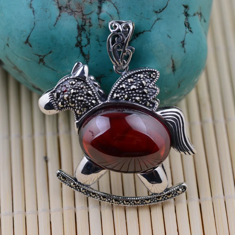 S925 wholesale sterling silver this animal year antique female red zircon Trojan S925 wholesale sterling silver this animal year antique female red zircon Trojan