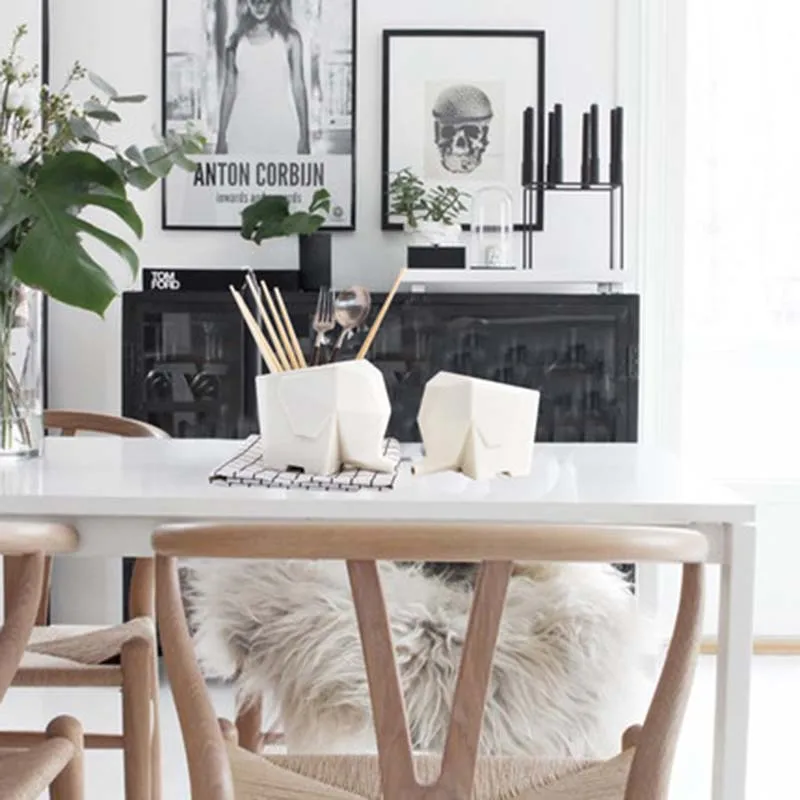 

NYAA Nordic Wind Creative Lovely Plastic Receiving Box Desk Wine Cabinet Decoration Children's Room Lavender Home Decoration