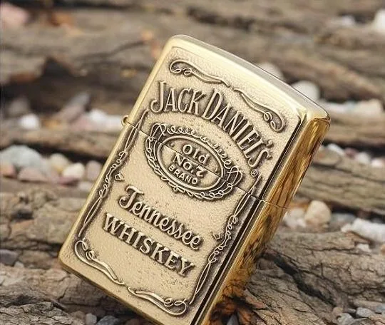 

Free transportation Lighter jack wind, kerosene oil