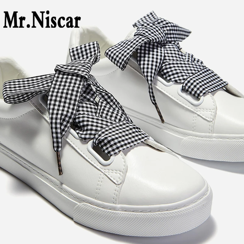 

Colored Plaid Shoe Laces W 2.5cm L 120cm British Style Cheap High Quality Women Canvas Shoes Flat Ribbon Shoelaces Free Shipping
