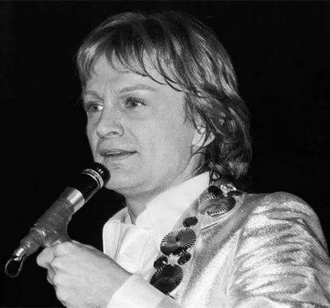 Claude-Francois-un-policier-met-fin-aux-rumeurs-autour-de-la-mort-du-chanteur_