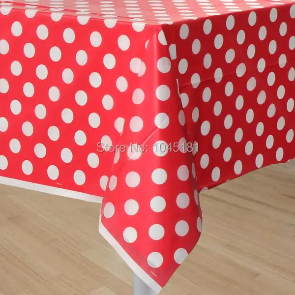 red tablecover