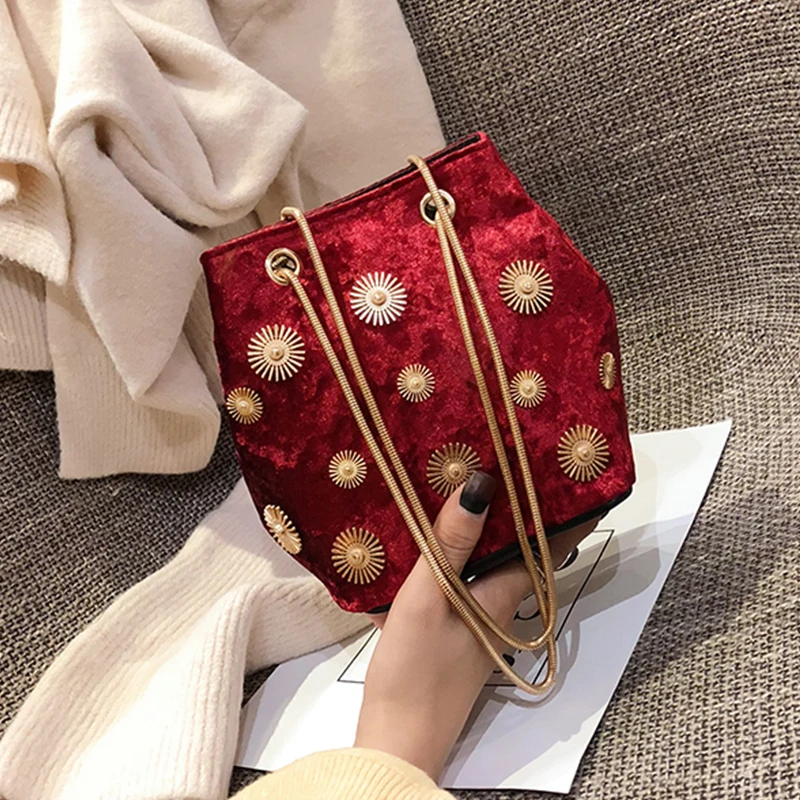 حقيبة يد فاخرة حقائب النساء مصمم حقائب كتف المخملية حقيبة ساعي سلسلة صغيرة أكياس Crossbody للنساء 2019 بولسا الأنثوية