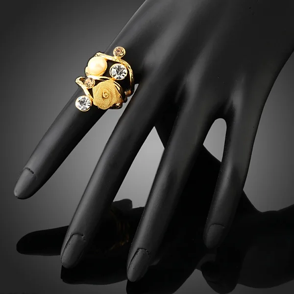 

wholesale Top Quality Fashion Gold Color Austra Crystals With Flower Imitate Pearl Bead Wedding Rings For Women