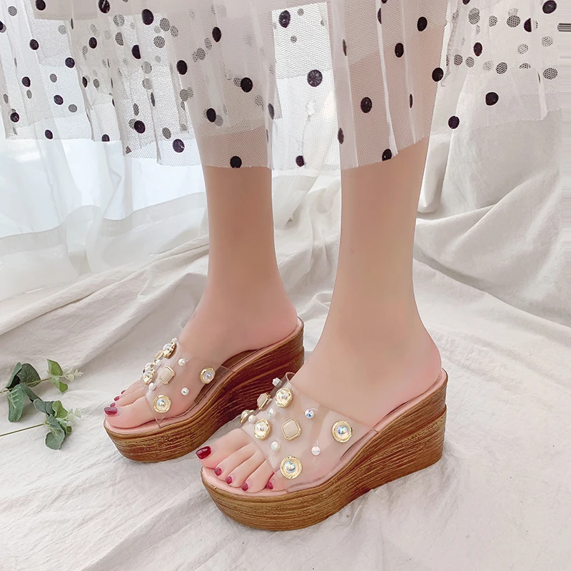 

Women Shoes Summer Wedge Slippers 2019 Casual Women Platform Sandals Transparent Upper with Rhinestones Sweet Slippers
