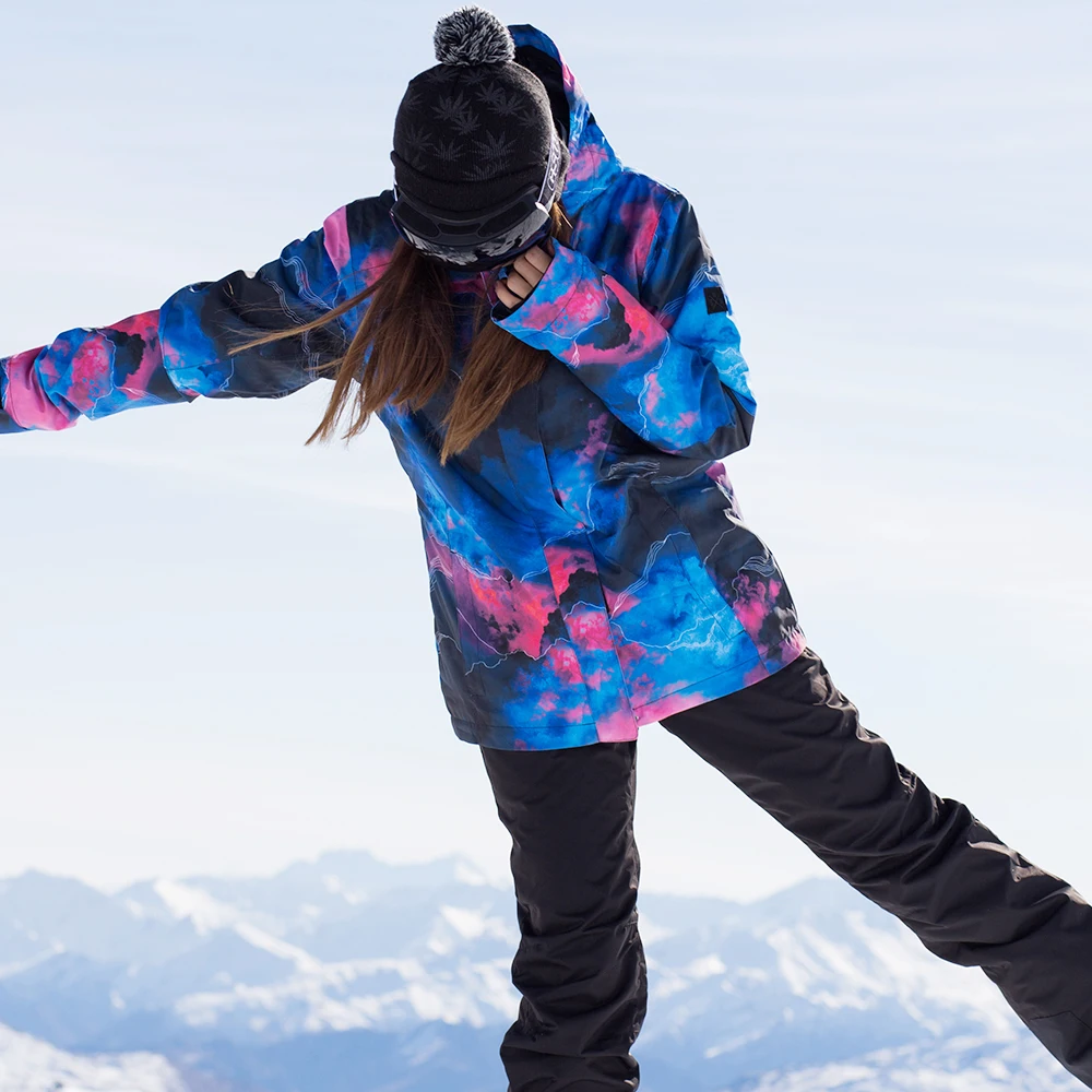 куртка для горных лыж декатлон. горнолыжный костюм бенгер мужской. канадская горнолыжница элисон. Mountain горнолыжная одежда. горнолыжный костюм zegna sport.