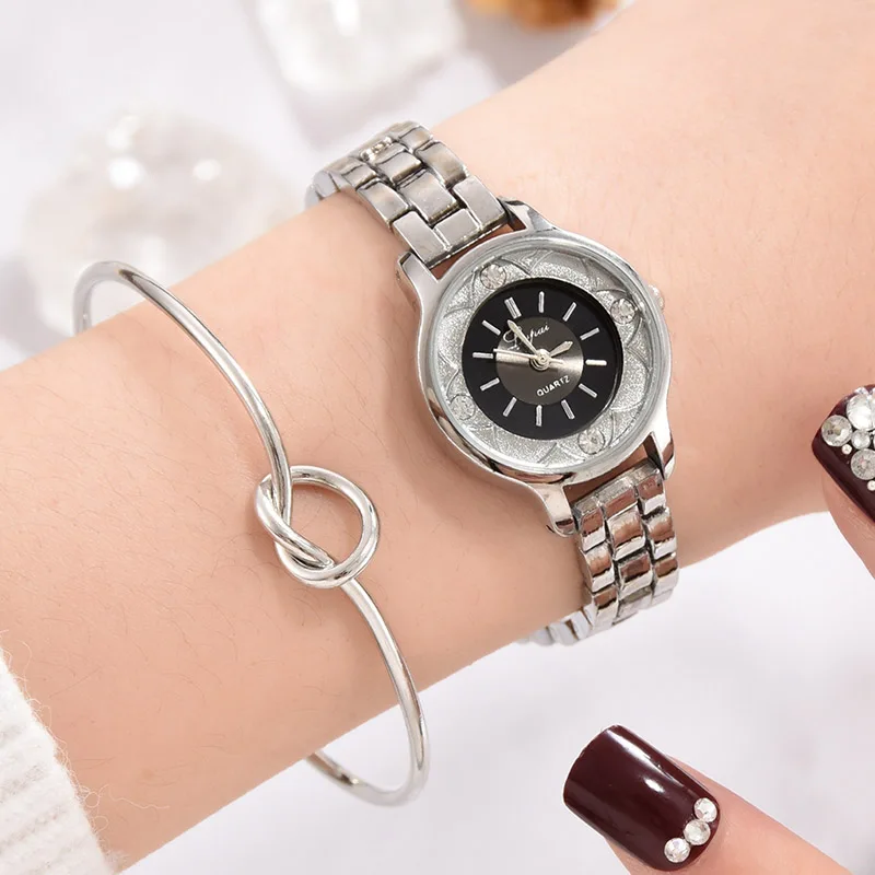

Women Quartz Watch Bracelet Set with Alloy Band Knot Open Cuff Bracelets @M23