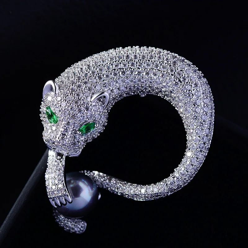 

Fashion Cubic Zircon Animal Leopard Brooch Pin Coat Brooches Pin Jewelry Accessory R03036