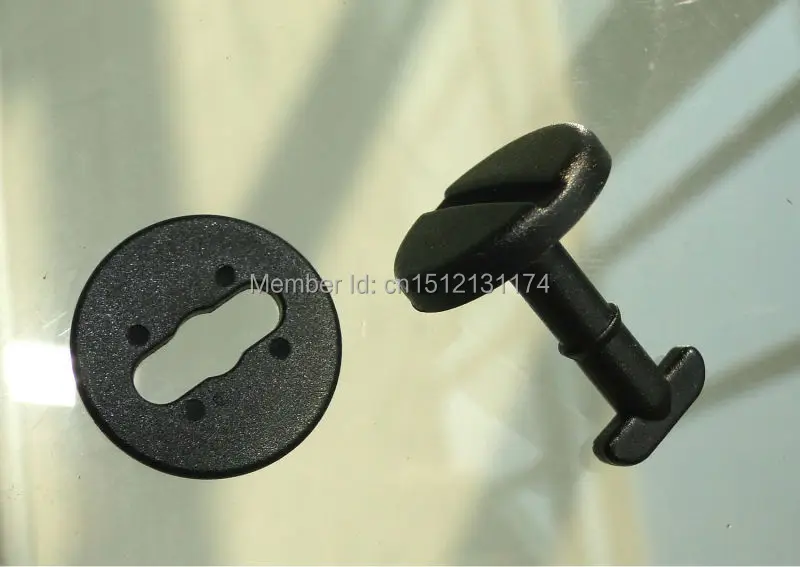 30 pcs Best Clips Fit For BMW Floor Carpet Mat Clips E36 E46 E38 E39