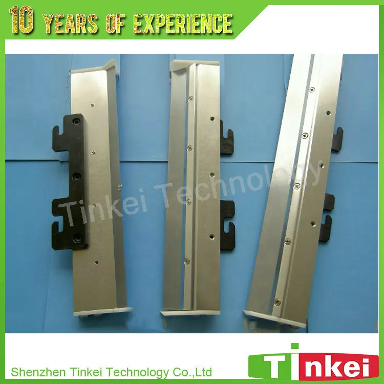

Nitto SEM-300 semi-automatic printing machine squeegee