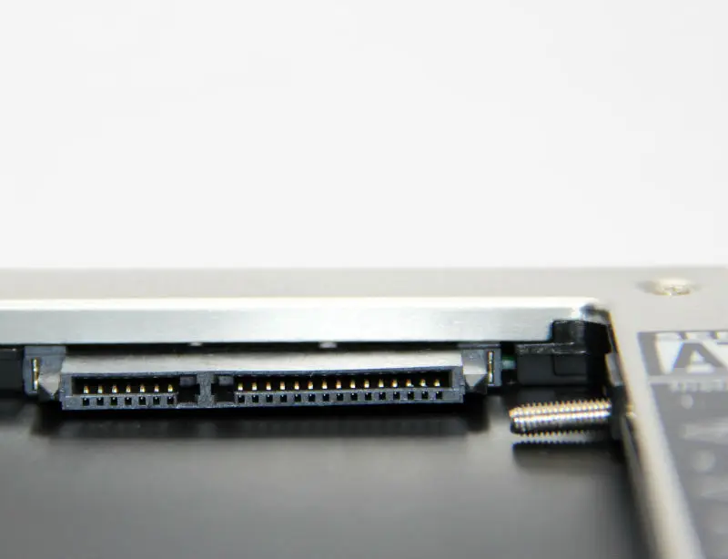 9.5MM SATA Universal Slim SATA to Hard Drive HDD Caddy Bay Adapter for H 2530p 2560pCD DVD Optical Drive Bay 10pcs/lot