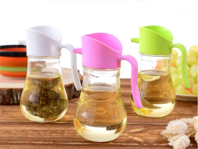 

1PC 250ml Glass Oil Bottle with Scale Kitchen Oil Can Leak-proof Oil Tanker Soy Sauce Pot Vinegar Bottle Jar LF 103