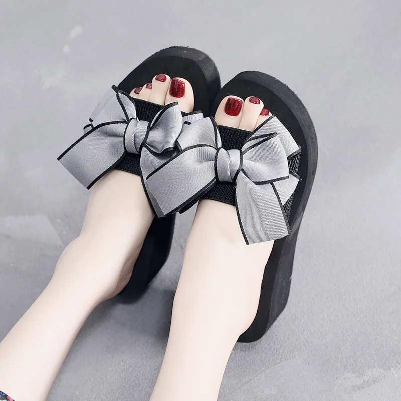 Butterfly Lady Summer outside wear lady thick-soled Internet celebrity slippers women full of slippers flip flops women luxury