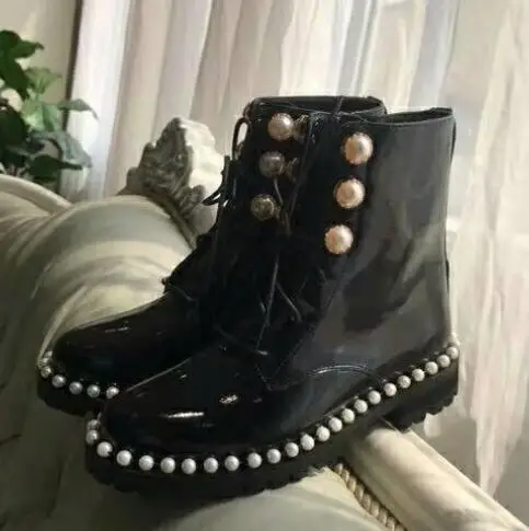 

Botas Mujer Trend Black Real Patent Leather Pearl flange Lace Up Woman Rain Ankle Boots studded Botines Punk Shoes Woman